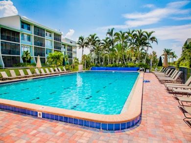 Community pool